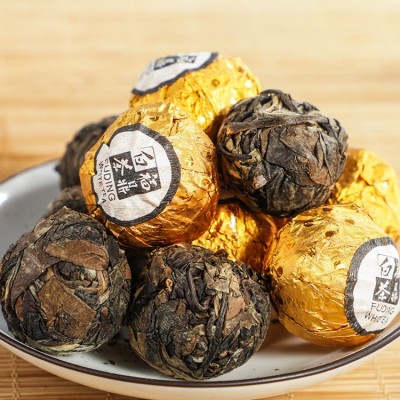 2015福鼎老白茶寿眉白茶龙珠 便携日晒陈香贡眉茶球 散装厂家批发图4
