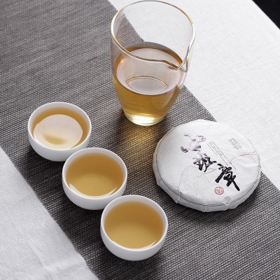 批发 云南普洱茶饼 100g 勐海 小班章 小玉饼迷你生茶 大树纯料图5